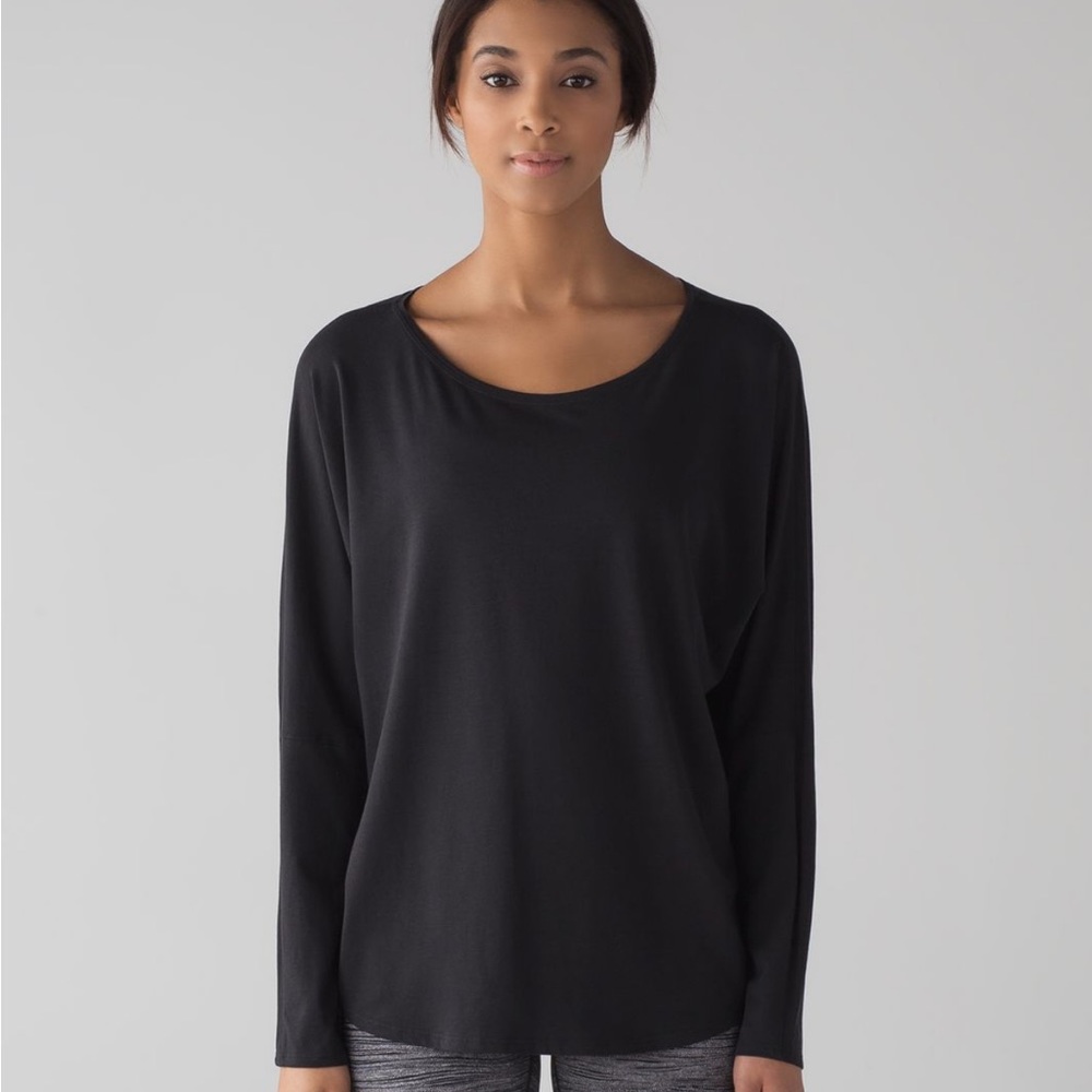 Lululemon Black Long Sleeve Lightweight Top GUC